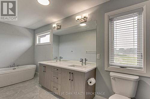 98 Locky Lane, Middlesex Centre (Komoka), ON - Indoor Photo Showing Bathroom