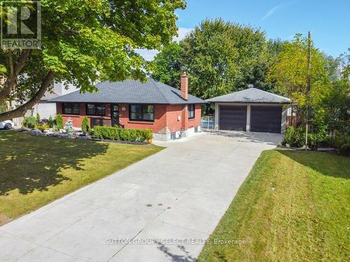 988 Glenbanner Road, London, ON - Outdoor With Facade