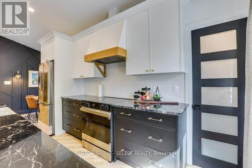 988 Glenbanner Road, London, ON - Indoor Photo Showing Kitchen