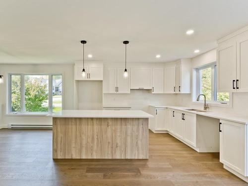 Kitchen - 721 Rue Des Saules, Coaticook, QC - Indoor Photo Showing Kitchen