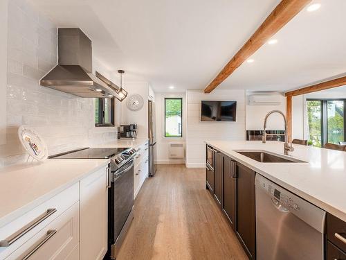 Cuisine - 159 Rue Custeau, Magog, QC - Indoor Photo Showing Kitchen