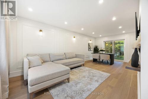 22 Cliffcrest Drive, Toronto, ON - Indoor Photo Showing Living Room