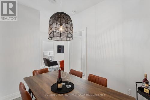 516 - 100 Eagle Rock Way, Vaughan, ON - Indoor Photo Showing Dining Room