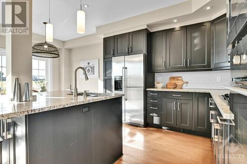 Kitchen - 1326 Kingston Avenue, Ottawa, ON - Indoor Photo Showing Kitchen With Upgraded Kitchen