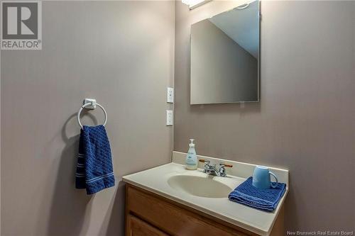 93 Christopher, Moncton, NB - Indoor Photo Showing Bathroom