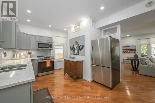 1305 Springbank Avenue, London, ON - Indoor Photo Showing Kitchen With Double Sink