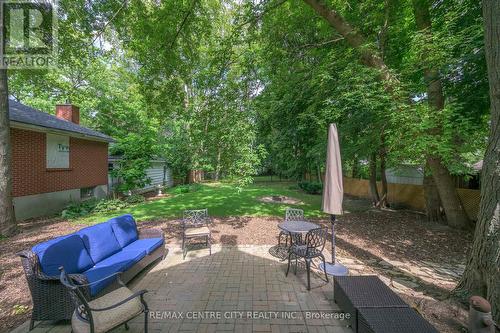 1305 Springbank Avenue, London, ON - Outdoor