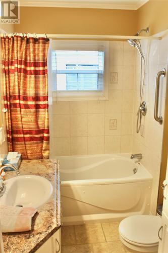 441 Thorburn Road, St. John'S, NL - Indoor Photo Showing Bathroom