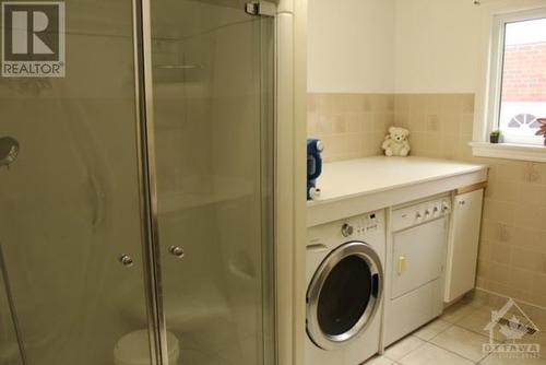 2007 Tawney Road, Ottawa, ON - Indoor Photo Showing Laundry Room