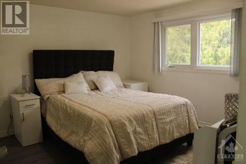 2007 Tawney Road, Ottawa, ON - Indoor Photo Showing Bedroom