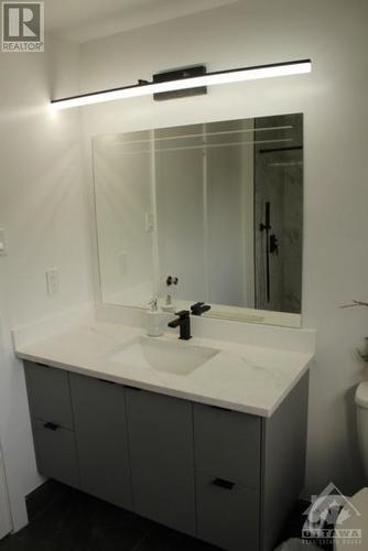 2007 Tawney Road, Ottawa, ON - Indoor Photo Showing Bathroom