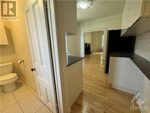 161 Fifth Avenue Unit#2, Ottawa, ON - Indoor Photo Showing Bathroom