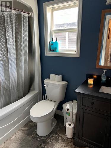 11 Marion Garden, Foxtrap, NL - Indoor Photo Showing Bathroom