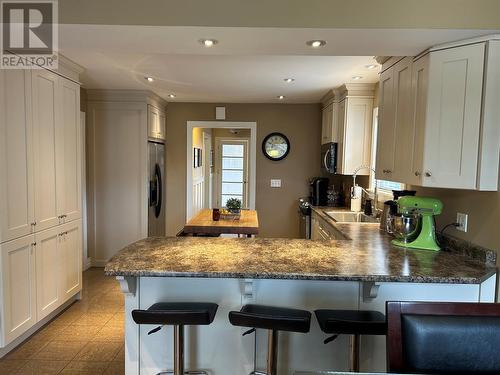 2 Park Drive, Corner Brook, NL - Indoor Photo Showing Kitchen With Upgraded Kitchen