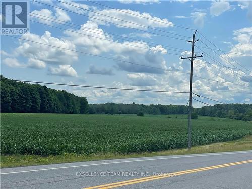 2415 County Rd 23 Road, North Glengarry, ON 