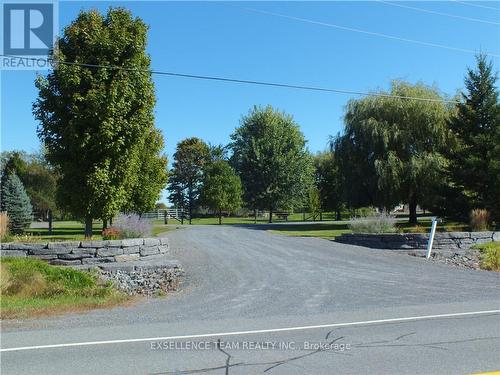 2415 County Rd 23 Road, North Glengarry, ON 