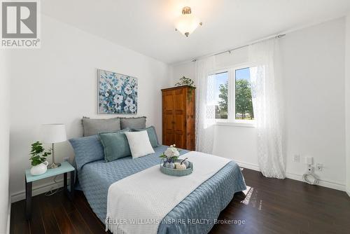 71 Conger Drive, Prince Edward County (Wellington), ON - Indoor Photo Showing Bedroom