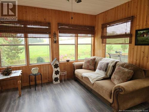 4 Guerrette Road, Sainte-Anne-De-Madawaska, NB - Indoor Photo Showing Living Room