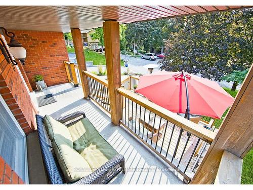 77 Mulberry Dr, Cambridge, ON - Outdoor With Deck Patio Veranda