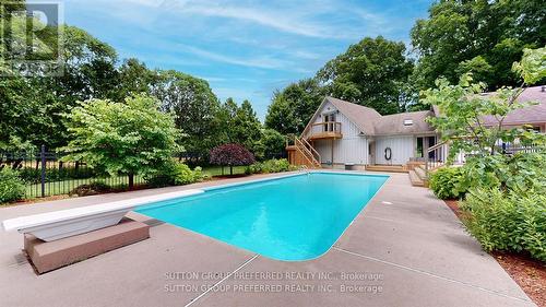 2909 Brigham Road, Middlesex Centre, ON - Outdoor With In Ground Pool