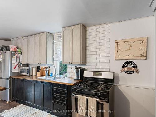 122 Norham Rd, Trent Hills, ON - Indoor Photo Showing Kitchen With Double Sink