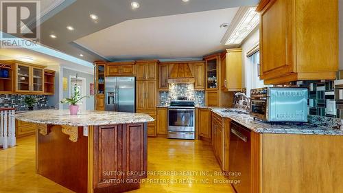 204 Third Street, West Elgin (Rodney), ON - Indoor Photo Showing Kitchen With Upgraded Kitchen