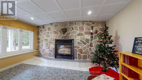 204 Third Street, West Elgin (Rodney), ON - Indoor With Fireplace