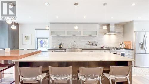 84 Grand Avenue, London, ON - Indoor Photo Showing Kitchen With Upgraded Kitchen