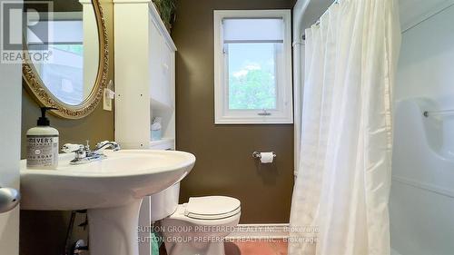 84 Grand Avenue, London, ON - Indoor Photo Showing Bathroom