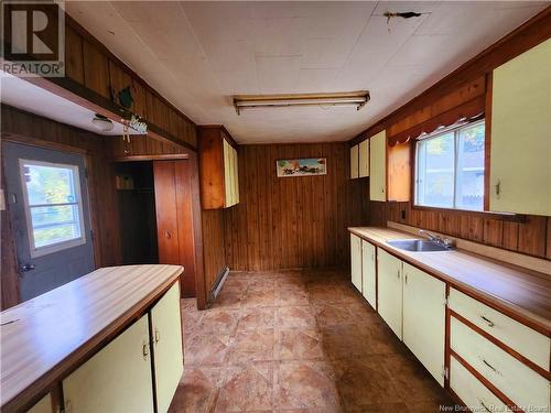 21 Queen Street, St. Stephen, NB - Indoor Photo Showing Kitchen