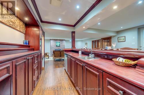 1033 Kestell Boulevard, Oakville, ON - Indoor Photo Showing Kitchen