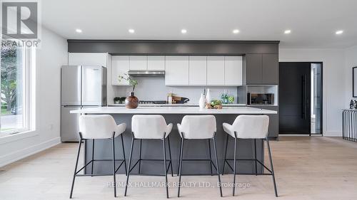 118 Clifton Avenue, Toronto, ON - Indoor Photo Showing Kitchen With Stainless Steel Kitchen With Upgraded Kitchen