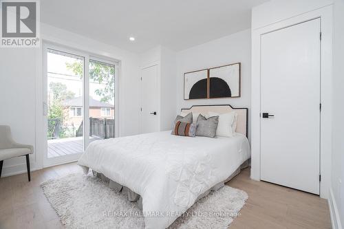 118 Clifton Avenue, Toronto, ON - Indoor Photo Showing Bedroom