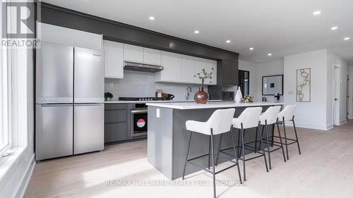 118 Clifton Avenue, Toronto, ON - Indoor Photo Showing Kitchen With Stainless Steel Kitchen With Upgraded Kitchen