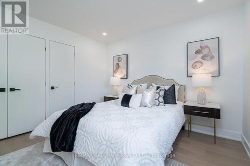 118 Clifton Avenue, Toronto, ON - Indoor Photo Showing Bedroom