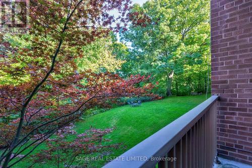 108 - 7 Thornwood Road, Toronto, ON - Outdoor