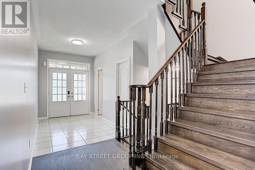 2433 Equestrian Cres Crescent, Oshawa, ON - Indoor Photo Showing Other Room