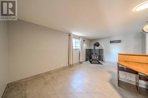 70 St Clair Avenue, Kitchener, ON - Indoor