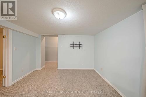 70 St Clair Avenue, Kitchener, ON - Indoor Photo Showing Other Room