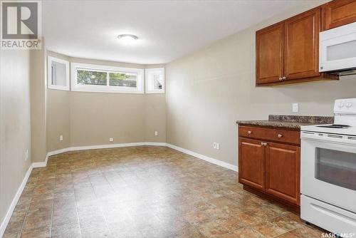 5417 Mcclelland Drive, Regina, SK - Indoor Photo Showing Kitchen