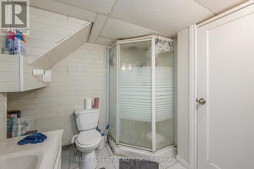 899 Adelaide Street N, London, ON - Indoor Photo Showing Bathroom