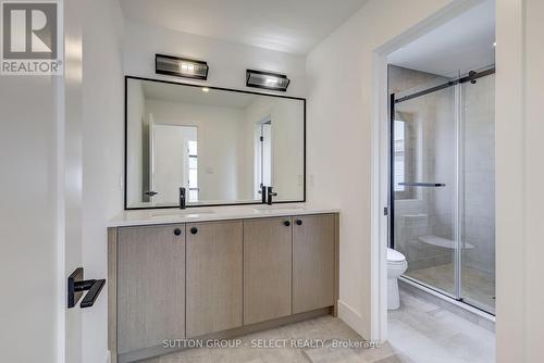 2 Five Stakes Street, Southwold (Talbotville), ON - Indoor Photo Showing Bathroom