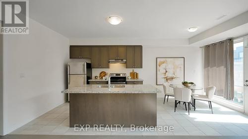 7 Breyworth Road, Markham, ON - Indoor Photo Showing Kitchen