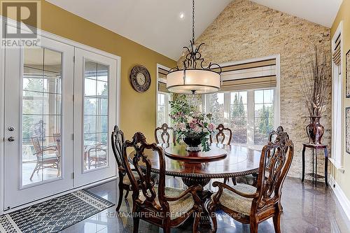 39 Fiorello Court, Vaughan, ON - Indoor Photo Showing Dining Room