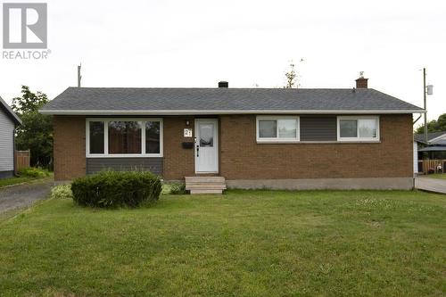 21 Selkirk Rd, Sault Ste. Marie, ON - Outdoor