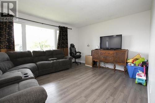 21 Selkirk Rd, Sault Ste. Marie, ON - Indoor Photo Showing Living Room