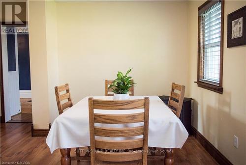 8 Elizabeth Drive, South Bruce Peninsula, ON - Indoor Photo Showing Dining Room