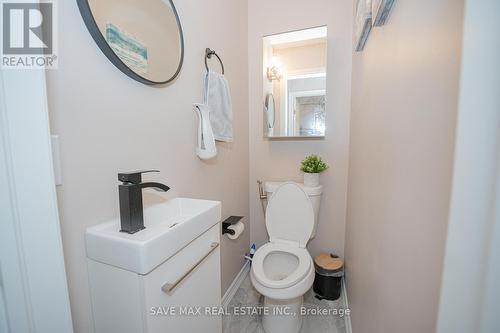 365 Greenbrier Road, Cambridge, ON - Indoor Photo Showing Bathroom