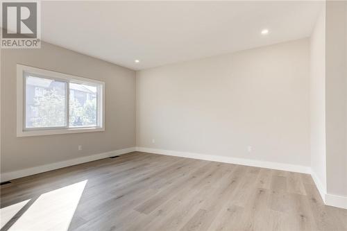 34 Westport Street, Sudbury, ON - Indoor Photo Showing Other Room