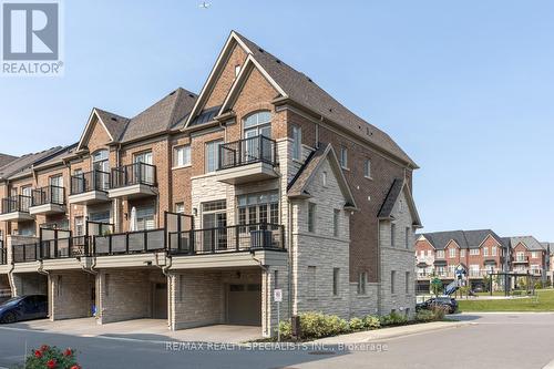 39 New Yorkton Avenue, Markham, ON - Outdoor With Balcony With Facade